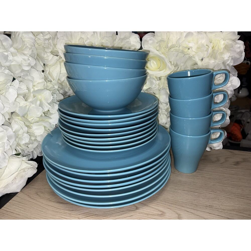 IKEA set 25 pcs-Fargrik 15199 Turquoise 4 Mugs/Bowls 9 Salad 8 Dinner Plates